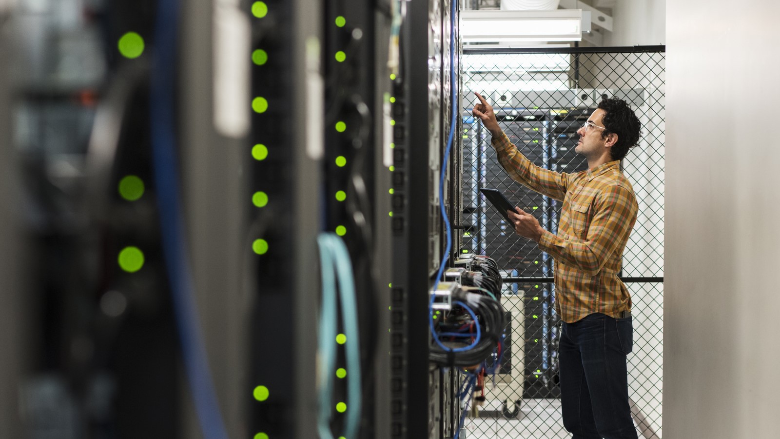 High-efficiency web server